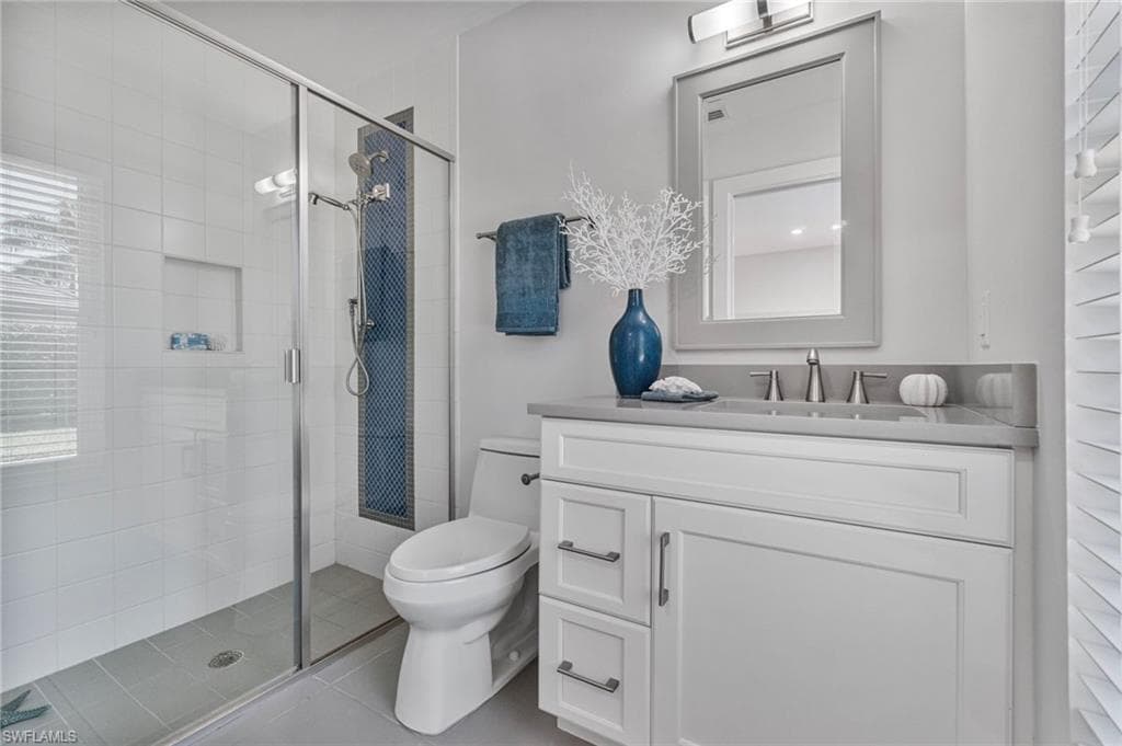 4467 Silver Fox Dr, Naples, FL 34119-27