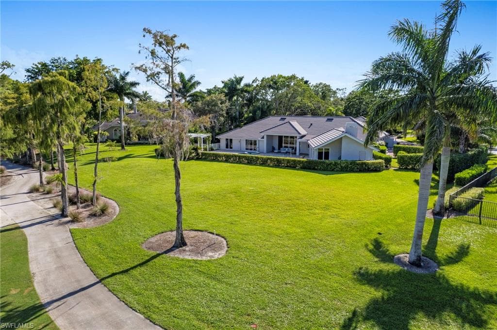 4467 Silver Fox Dr, Naples, FL 34119-38