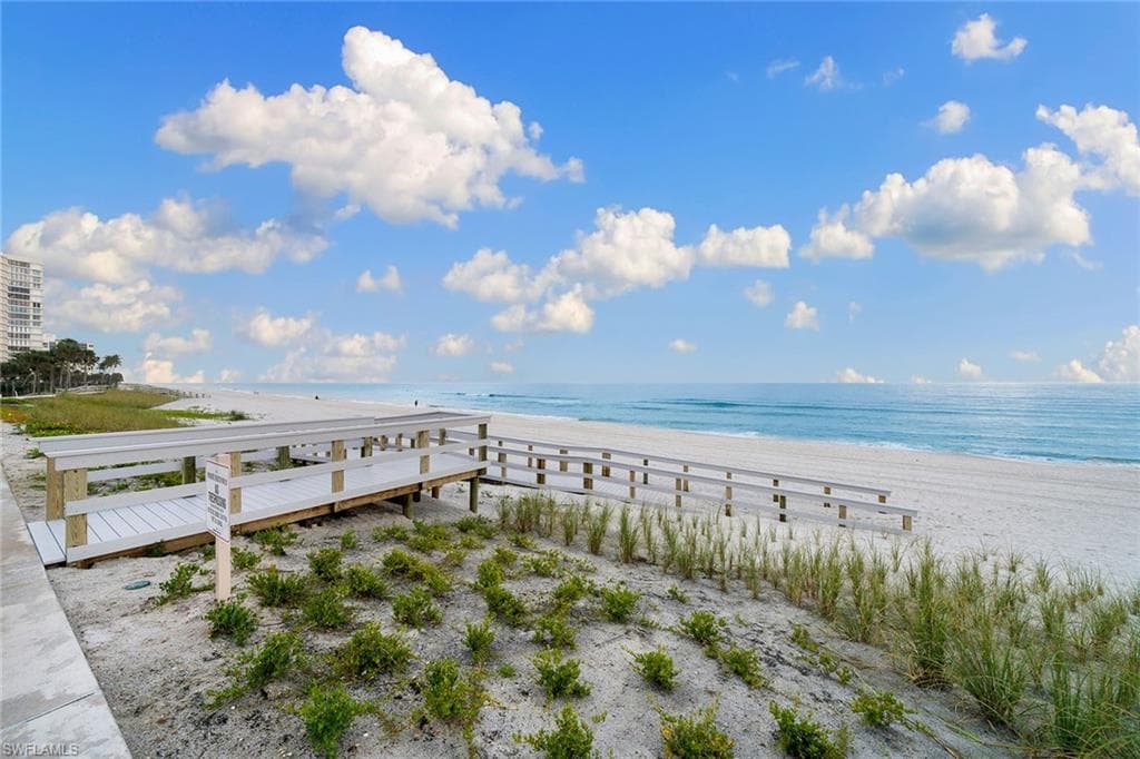 4551 Gulf Shore Blvd N 400, Naples, FL 34103-44