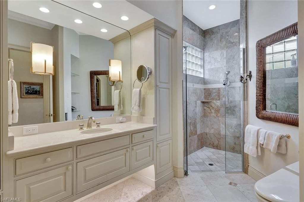 7261 Tilden Ln, Naples, FL 34108-32