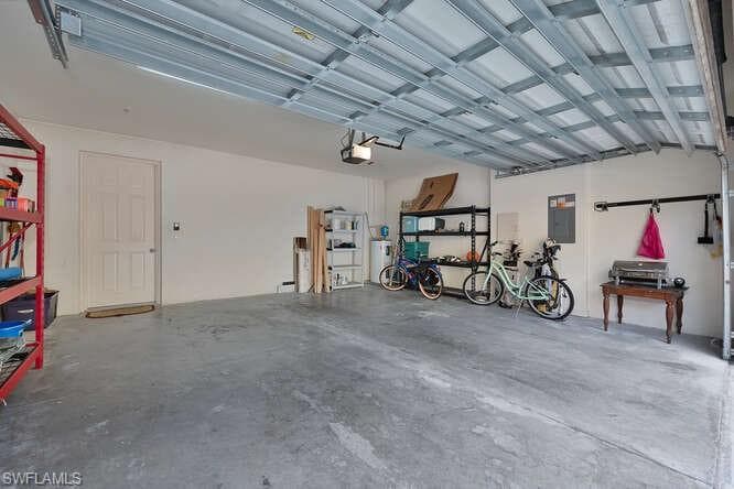 8945 Malibu St 204, Naples, FL 34113-14