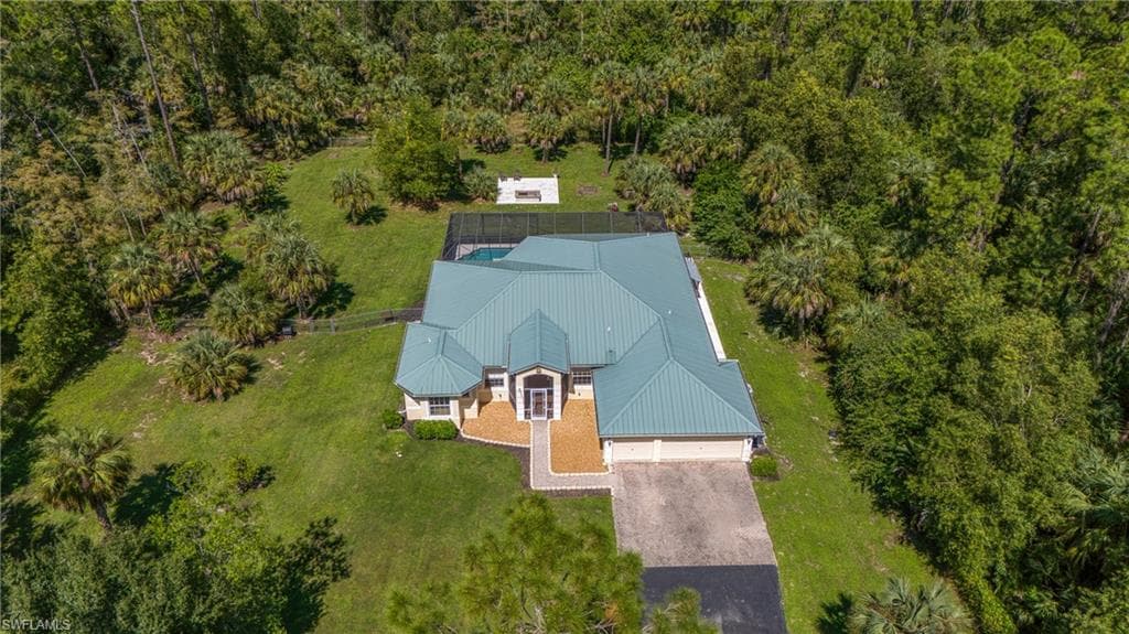 615 12th Ave NE, Naples, FL 34120-3