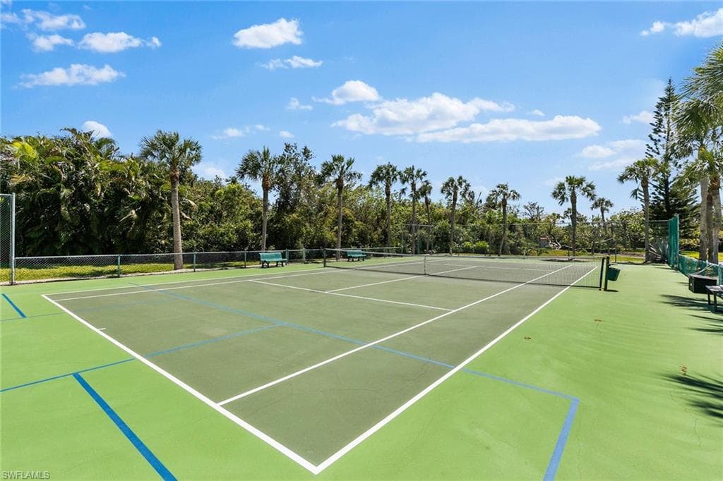 100 Stevens Landing Dr 305, Marco Island, FL 34145-30