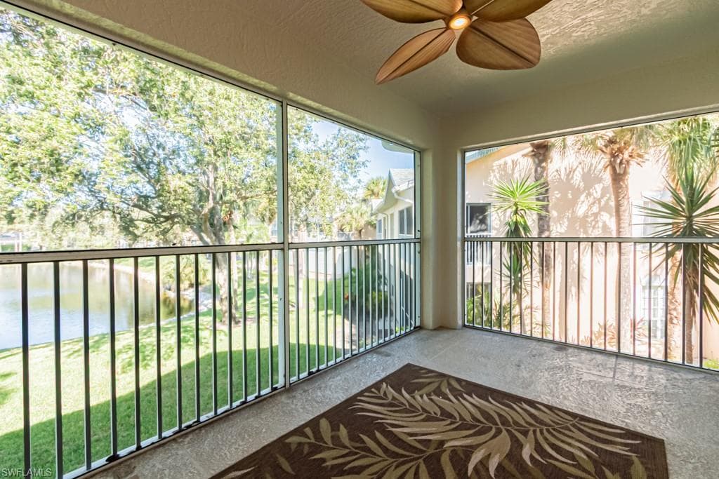 736 Wiggins Lake Dr 202, Naples, FL 34110-29