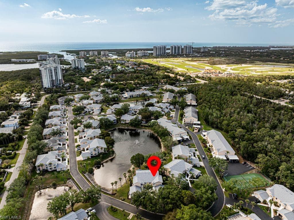 736 Wiggins Lake Dr 202, Naples, FL 34110-35