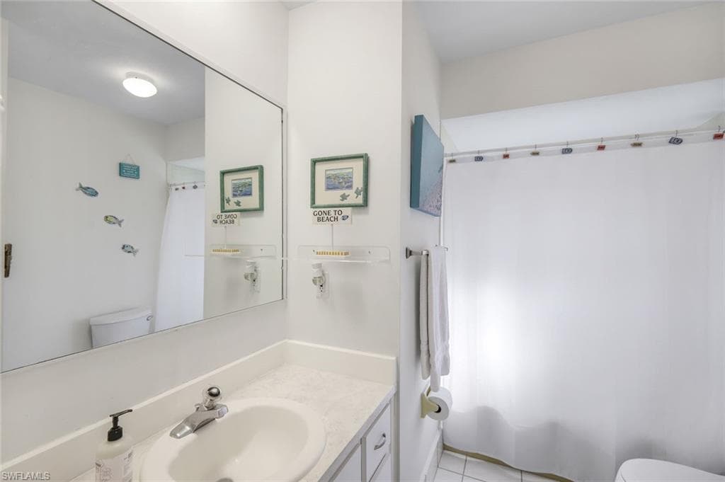 623 98th Ave N, Naples, FL 34108-9