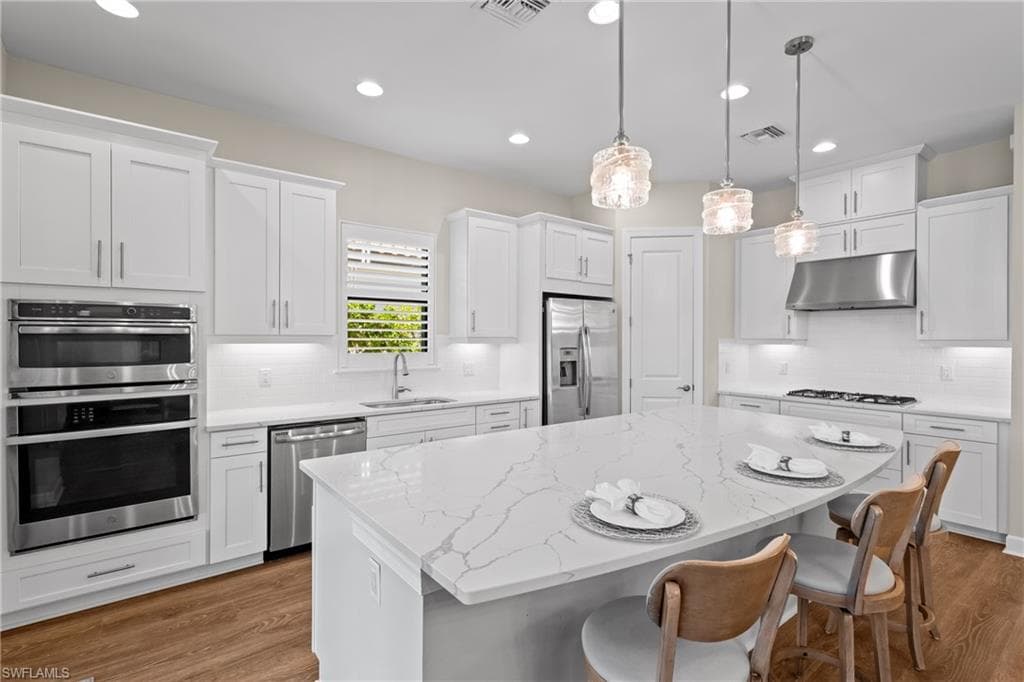 9343 Montelanico Loop, Naples, FL 34119-10