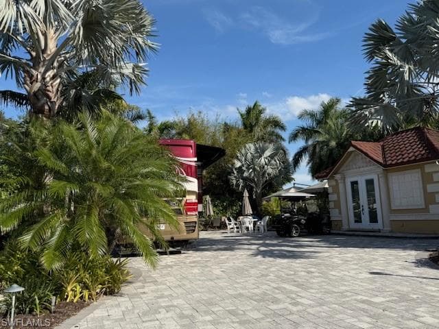 4840 Carriage Ct, Naples, FL 34114-4