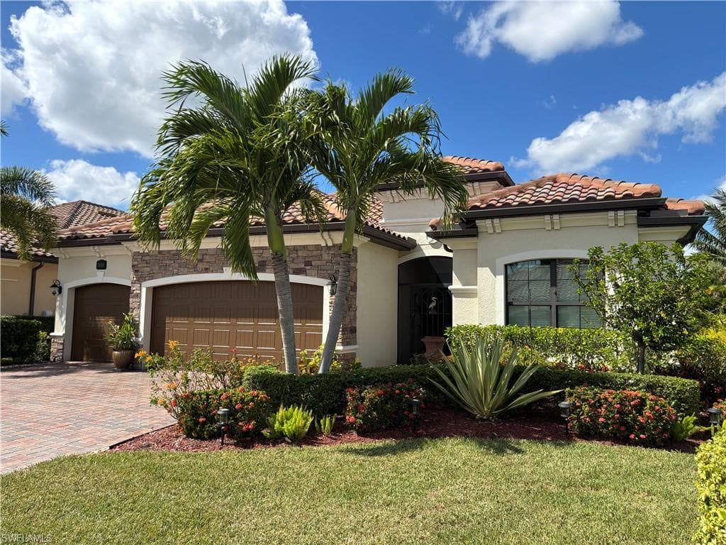 28058 Kerry Ct, Bonita Springs, FL 34135-35