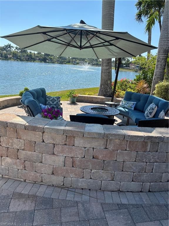 4895 Southern Breeze Dr, Naples, FL 34114-2