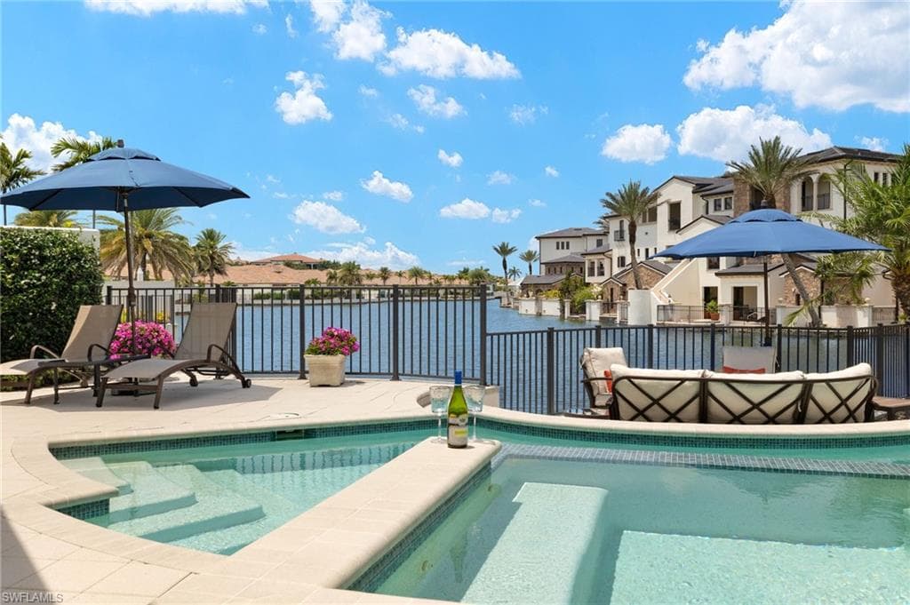 16532 Talis Park Dr, Naples, FL 34110-2