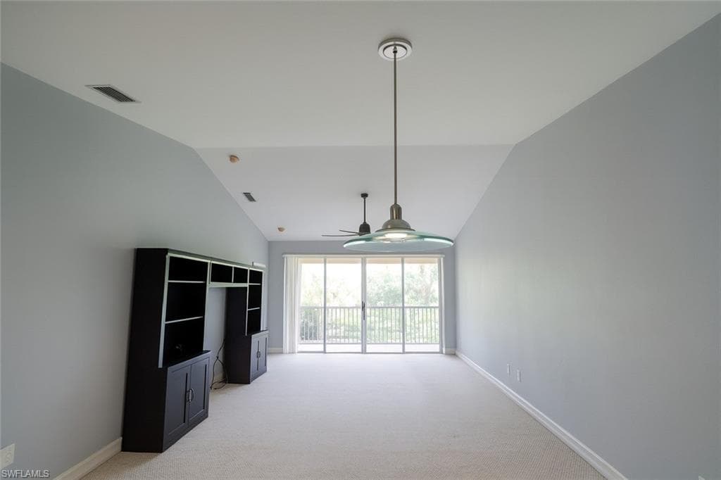 700 Luisa Ln 2, Naples, FL 34104-9