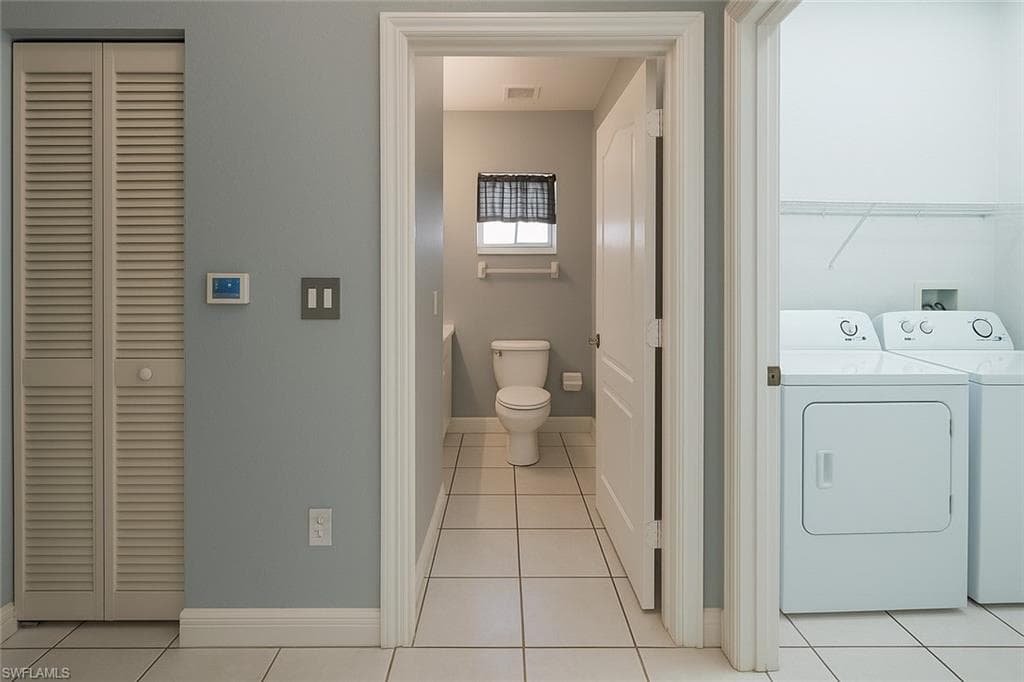 700 Luisa Ln 2, Naples, FL 34104-18