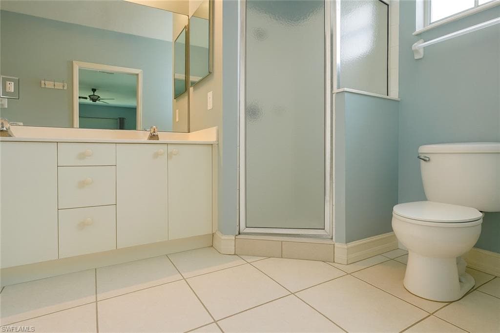 700 Luisa Ln 2, Naples, FL 34104-23