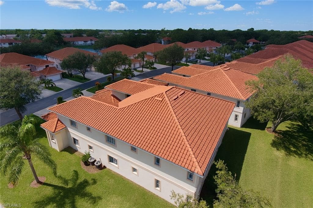 700 Luisa Ln 2, Naples, FL 34104-43