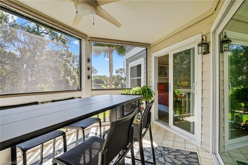 636 Wiggins Bay Dr 636, Naples, FL 34110-19