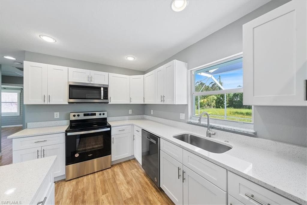 4810 Duera Mae Dr, Fort Myers, FL 33908-16