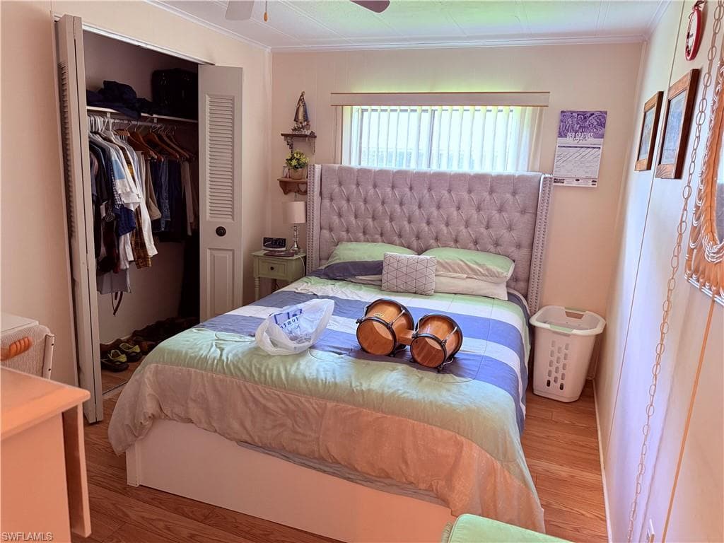 621 Charlemagne Blvd, Naples, FL 34112-10