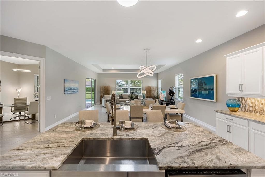 14878 Windward Ln, Naples, FL 34114-20