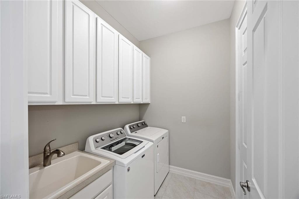 14878 Windward Ln, Naples, FL 34114-33