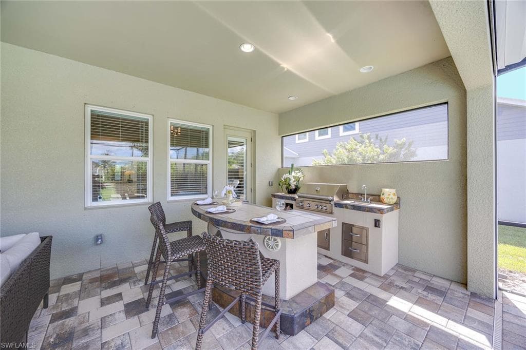 14878 Windward Ln, Naples, FL 34114-36