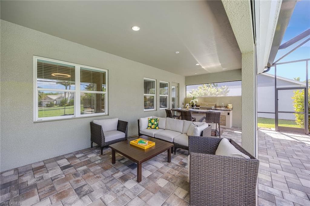 14878 Windward Ln, Naples, FL 34114-40
