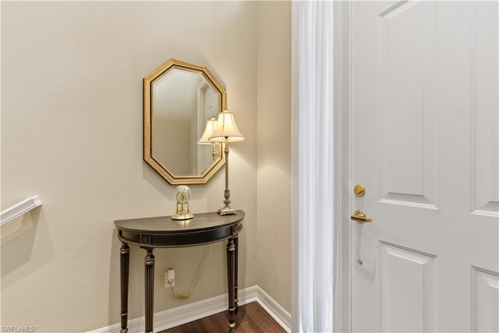 8390 Big Acorn Cir 11c, Naples, FL 34119-10