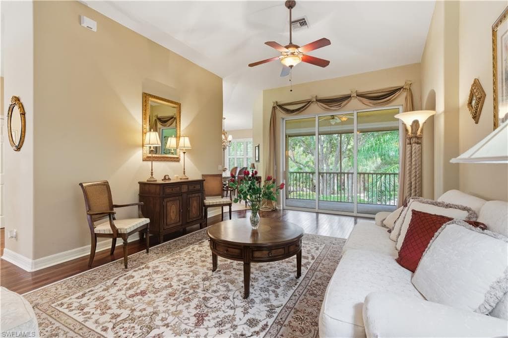 8390 Big Acorn Cir 11c, Naples, FL 34119-20