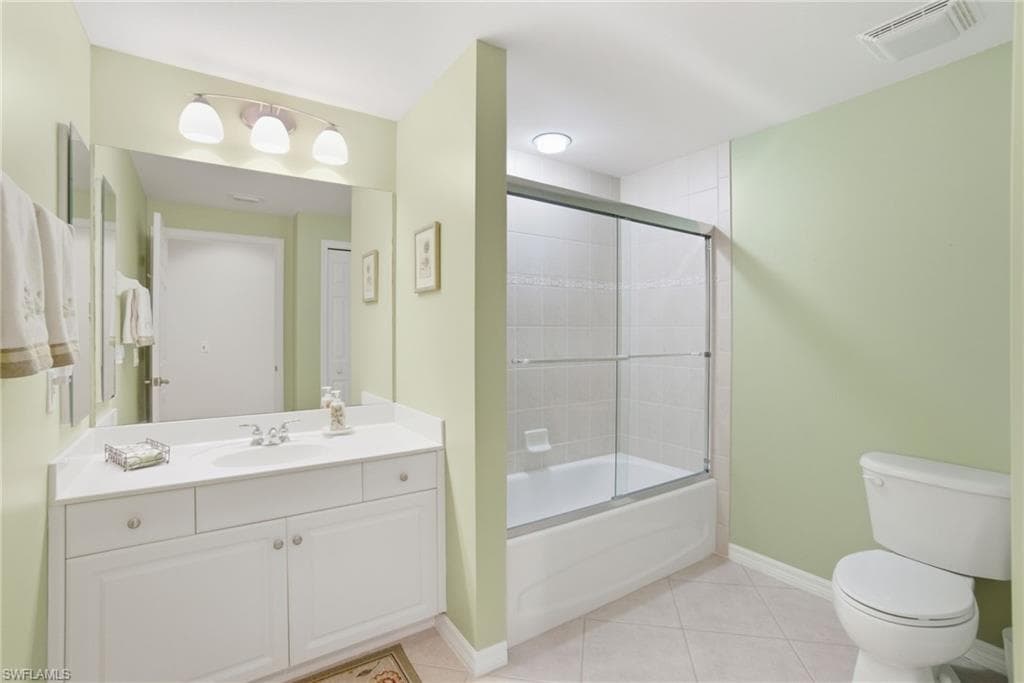 3904 Forest Glen Blvd 7-101, Naples, FL 34114-15