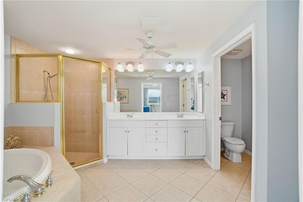 3904 Forest Glen Blvd 7-101, Naples, FL 34114-18