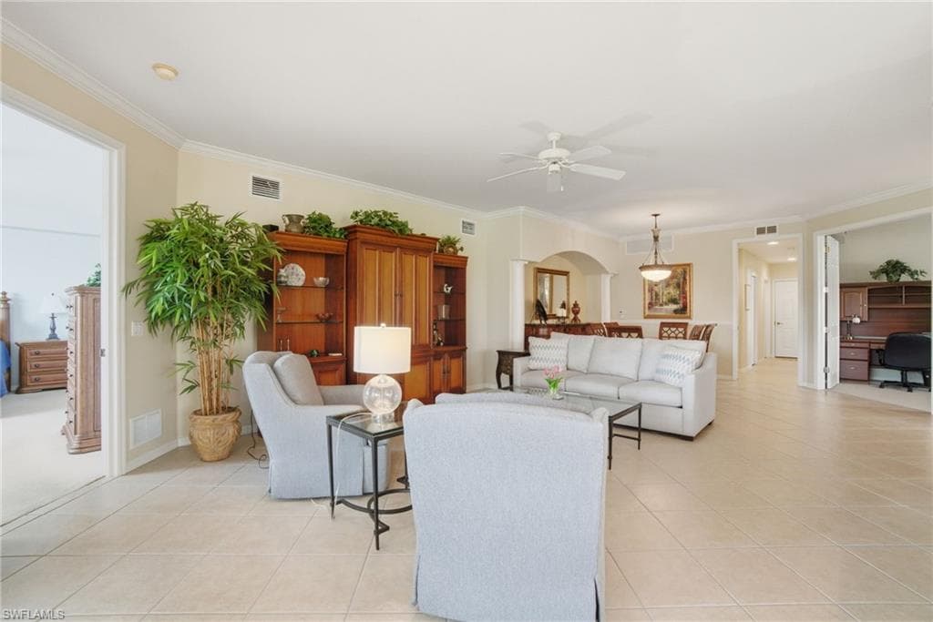 3904 Forest Glen Blvd 7-101, Naples, FL 34114-6