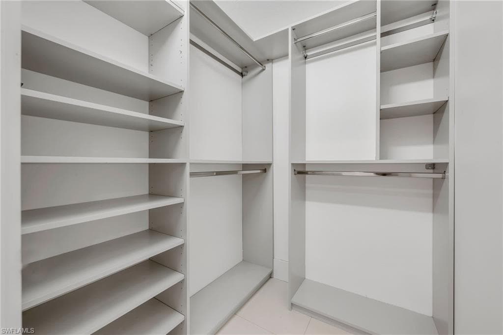 2800 Gulf Shore Blvd N 101, Naples, FL 34103-12