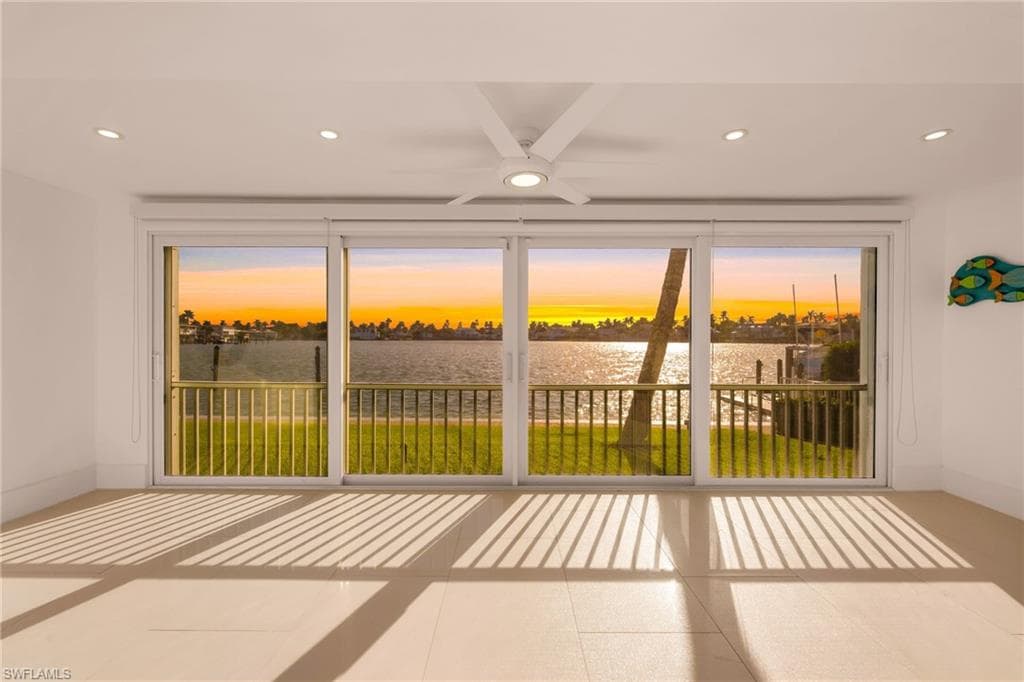 2800 Gulf Shore Blvd N 101, Naples, FL 34103-2