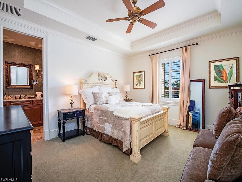 155 20th Ave S, Naples, FL 34102-14