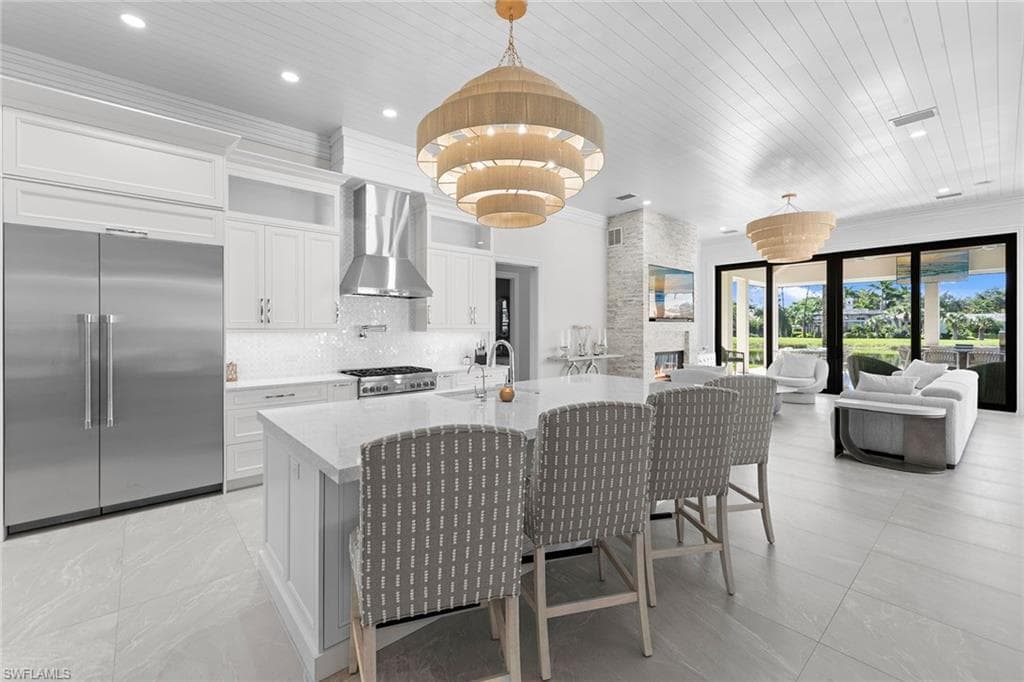 6536 Highcroft Dr, Naples, FL 34119-12