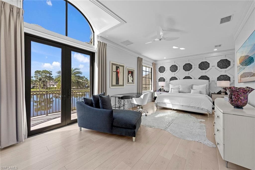 6536 Highcroft Dr, Naples, FL 34119-29