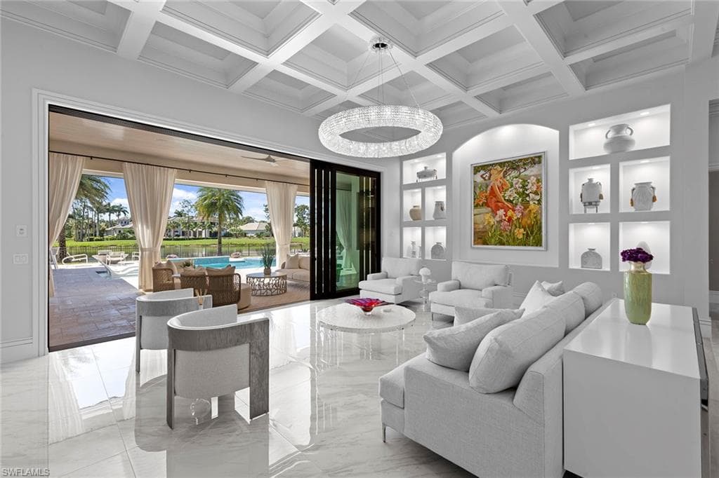 6536 Highcroft Dr, Naples, FL 34119-5