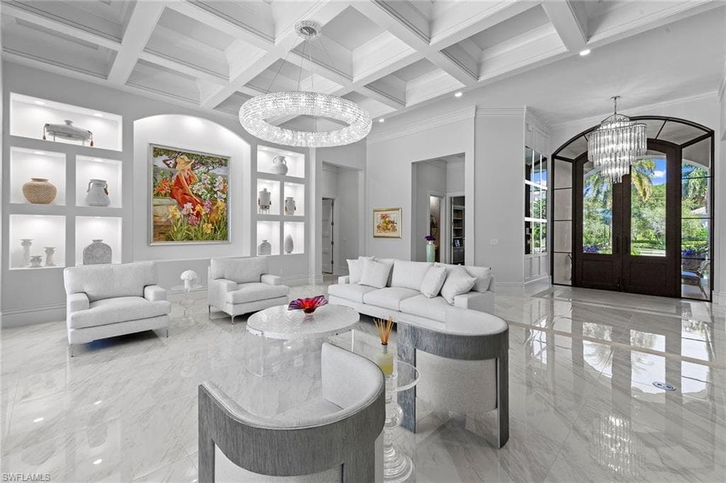 6536 Highcroft Dr, Naples, FL 34119-6