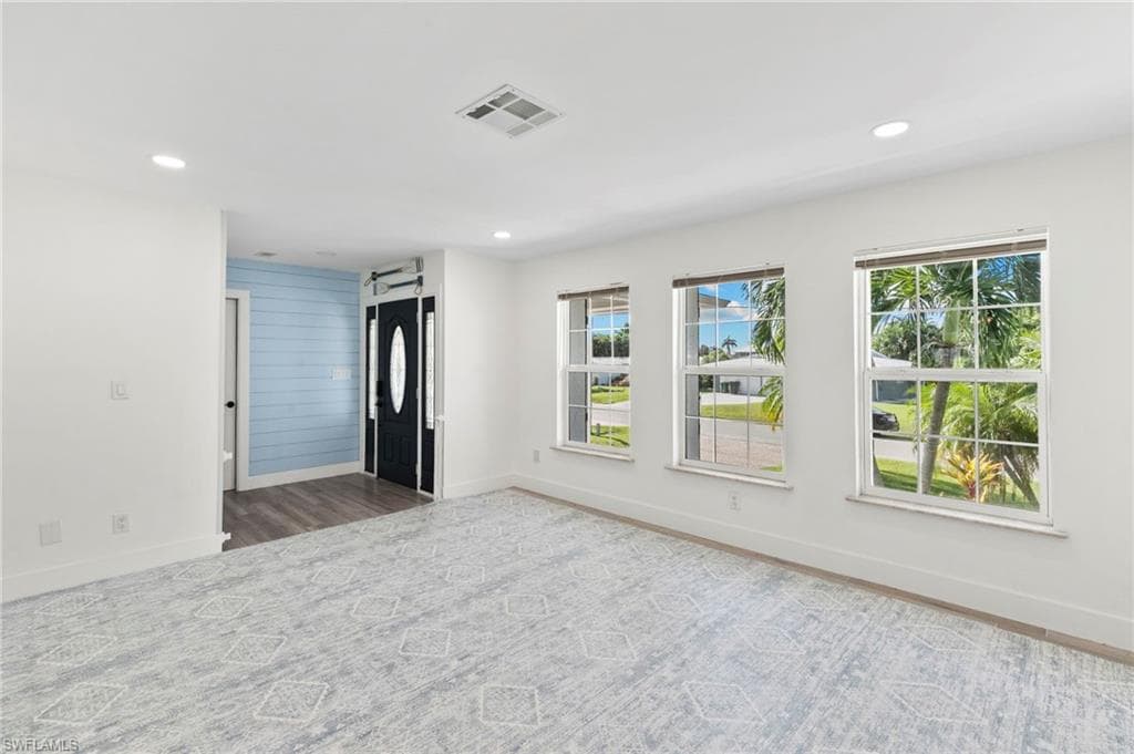 101 San Salvador St, Naples, FL 34113-18