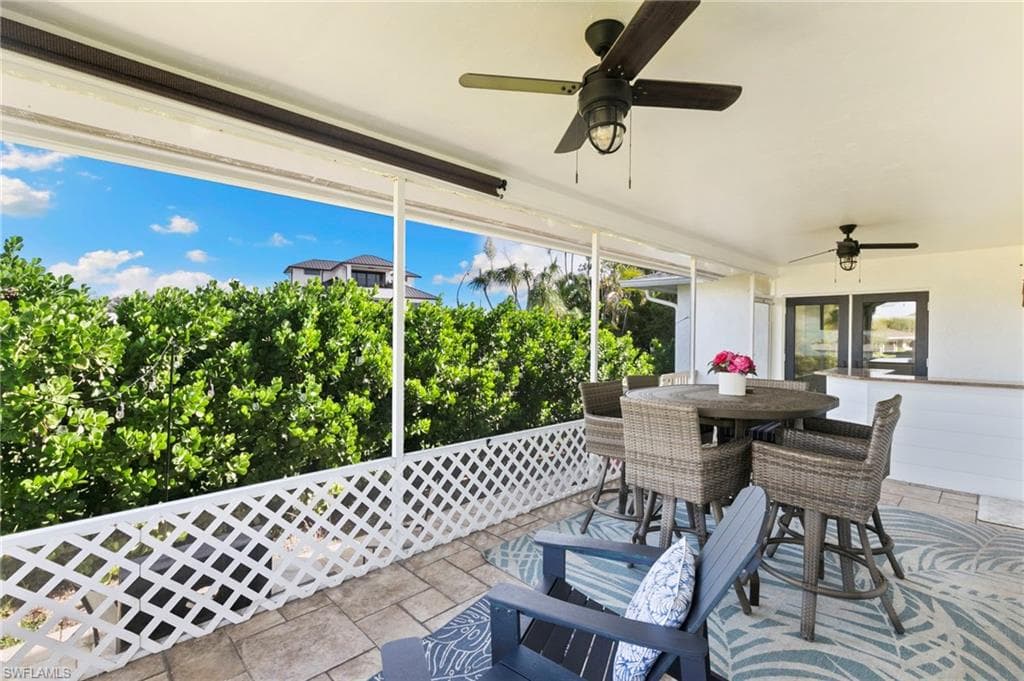 101 San Salvador St, Naples, FL 34113-27