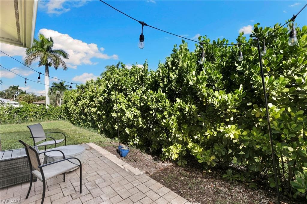 101 San Salvador St, Naples, FL 34113-29