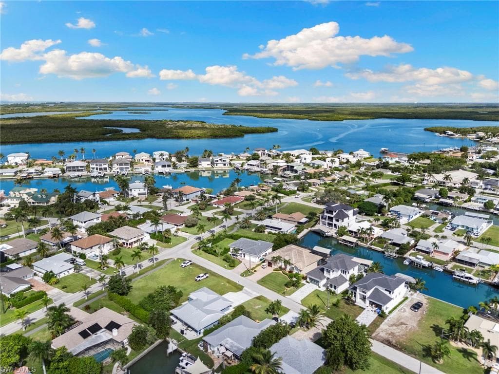 101 San Salvador St, Naples, FL 34113-35