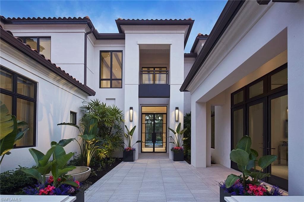 16945 Sud Cortile Ct, Naples, FL 34110-3
