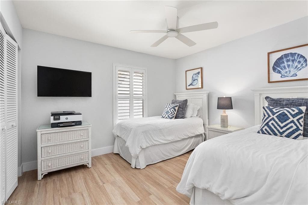 569 Serendipity Dr 569, Naples, FL 34108-14