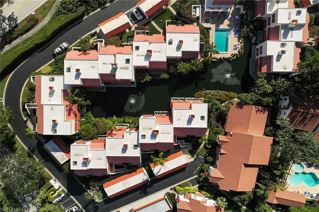 569 Serendipity Dr 569, Naples, FL 34108-22