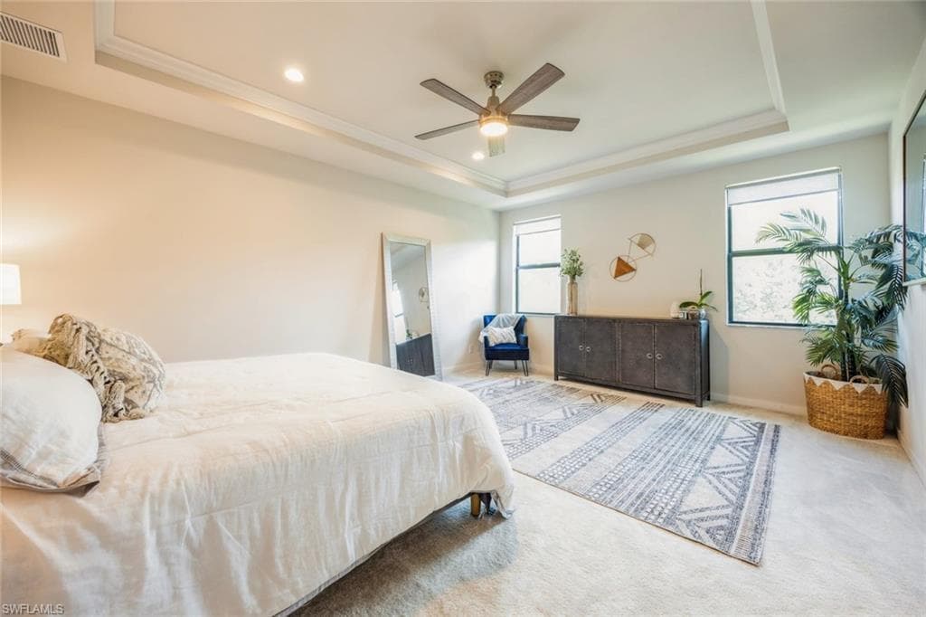 13057 Pembroke Dr, Naples, FL 34105-23