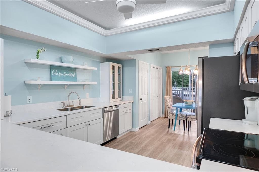 6030 Chardonnay Ln 203, Naples, FL 34119-12