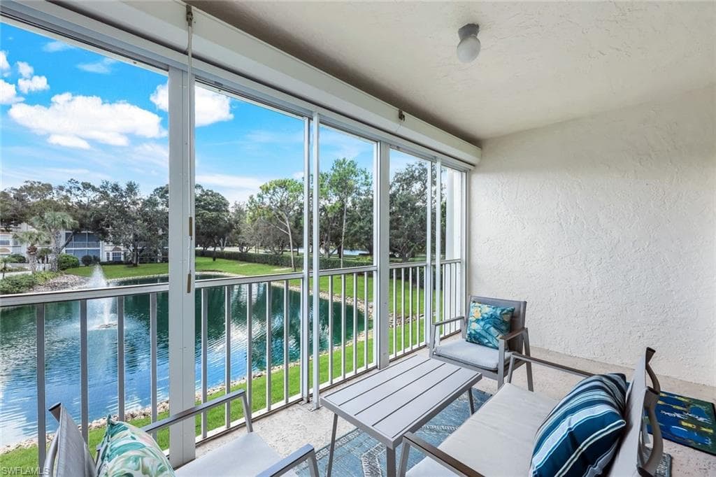 6030 Chardonnay Ln 203, Naples, FL 34119-24