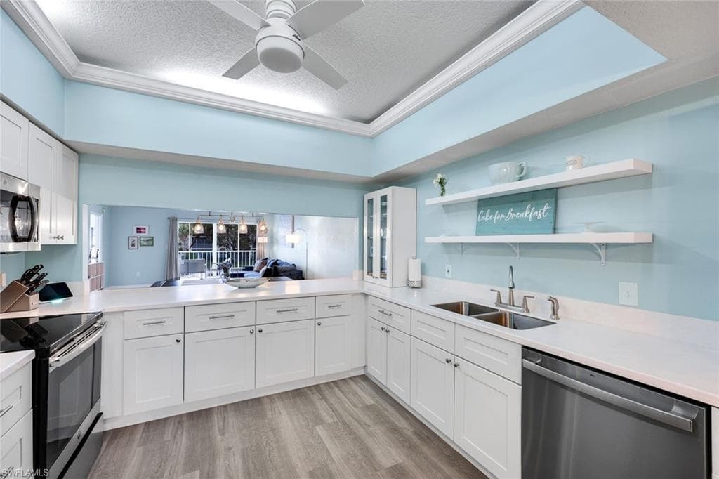 6030 Chardonnay Ln 203, Naples, FL 34119-3