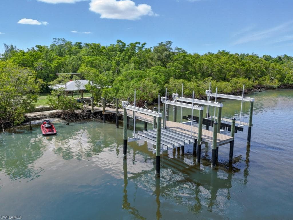 11799 Keewaydin, Naples, FL 34113-10